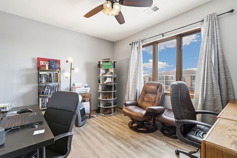 Tiny photo for 5024 Circle Court #1010, Crestwood, IL 60418 (MLS # 12558026)