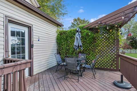 Tiny photo for 25W361 Doris Avenue, Carol Stream, IL 60188 (MLS # 12489714)