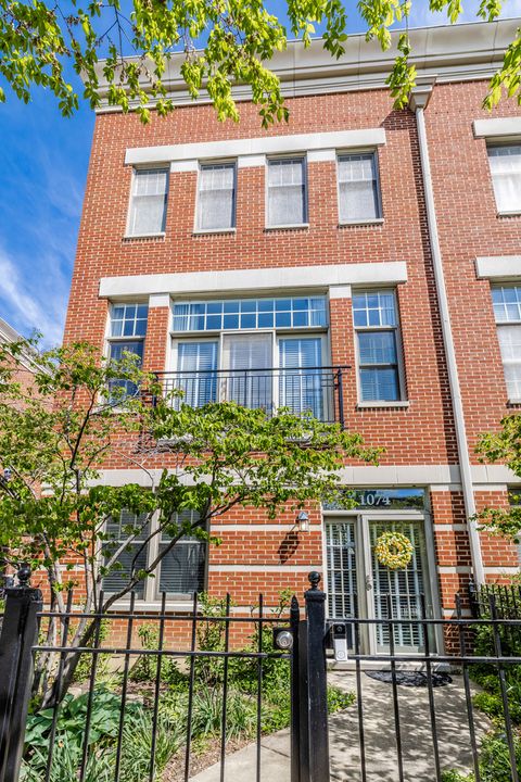 1074 W Fry Street Chicago IL 60642