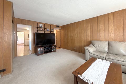 Tiny photo for 2022 E Woodview Drive, Mount Prospect, IL 60056 (MLS # 12700063)