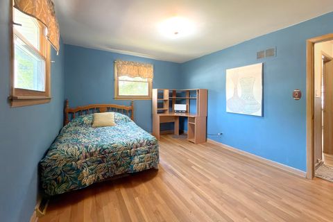 Tiny photo for 2022 E Woodview Drive, Mount Prospect, IL 60056 (MLS # 12700063)