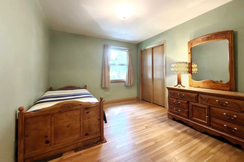 Tiny photo for 2022 E Woodview Drive, Mount Prospect, IL 60056 (MLS # 12700063)