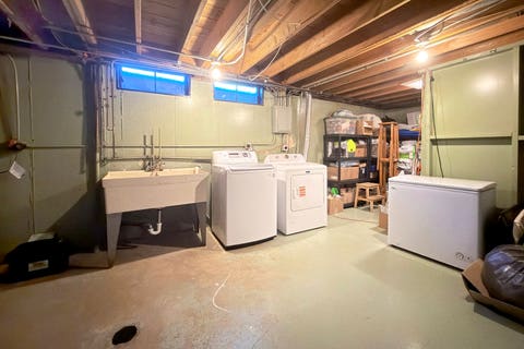 Tiny photo for 2022 E Woodview Drive, Mount Prospect, IL 60056 (MLS # 12700063)