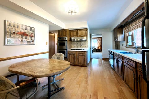 Tiny photo for 2022 E Woodview Drive, Mount Prospect, IL 60056 (MLS # 12700063)