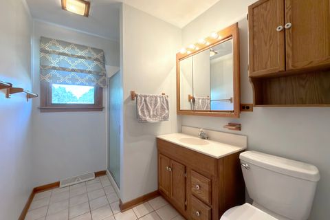 Tiny photo for 2022 E Woodview Drive, Mount Prospect, IL 60056 (MLS # 12700063)
