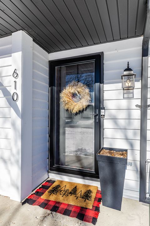 Tiny photo for 610 W WEGNER Road, McHenry, IL 60051 (MLS # 12555560)