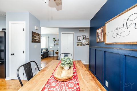 Tiny photo for 610 W WEGNER Road, McHenry, IL 60051 (MLS # 12555560)