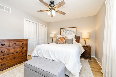 Tiny photo for 610 W WEGNER Road, McHenry, IL 60051 (MLS # 12555560)