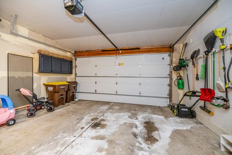 Tiny photo for 610 W WEGNER Road, McHenry, IL 60051 (MLS # 12555560)