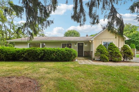 Tiny photo for 39161 N Holdridge Avenue, Beach Park, IL 60099 (MLS # 12531472)