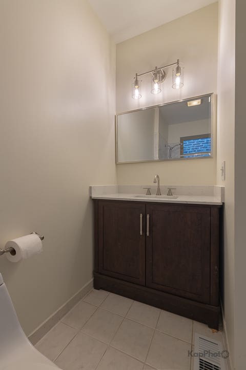 Tiny photo for 2601 S Emerald Avenue, Chicago, IL 60616 (MLS # 12700619)