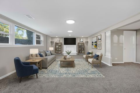 Tiny photo for 1900 Manchester Avenue, Westchester, IL 60154 (MLS # 12542059)