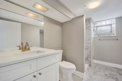 Tiny photo for 1900 Manchester Avenue, Westchester, IL 60154 (MLS # 12542059)