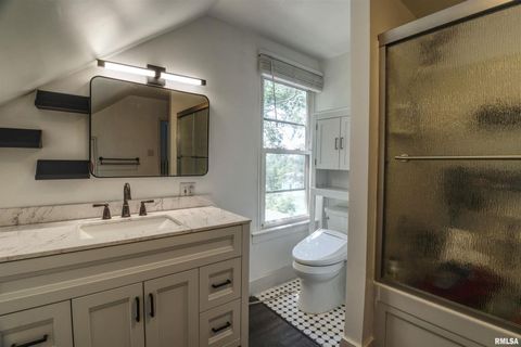 Tiny photo for 828 10TH Avenue, Fulton, IL 61252 (MLS # QC4264267)