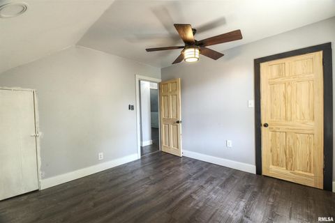 Tiny photo for 828 10TH Avenue, Fulton, IL 61252 (MLS # QC4264267)