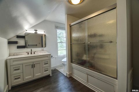 Tiny photo for 828 10TH Avenue, Fulton, IL 61252 (MLS # QC4264267)