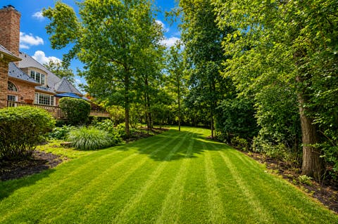 Tiny photo for 136 Circle Ridge Drive, Burr Ridge, IL 60527 (MLS # 12717116)