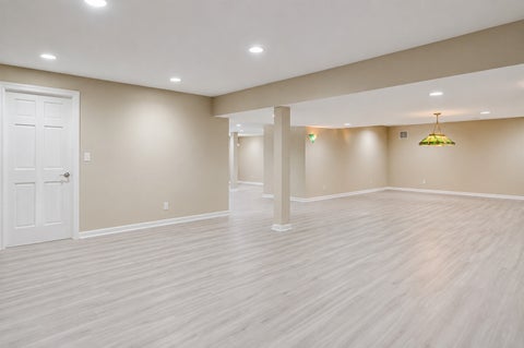 Tiny photo for 136 Circle Ridge Drive, Burr Ridge, IL 60527 (MLS # 12717116)