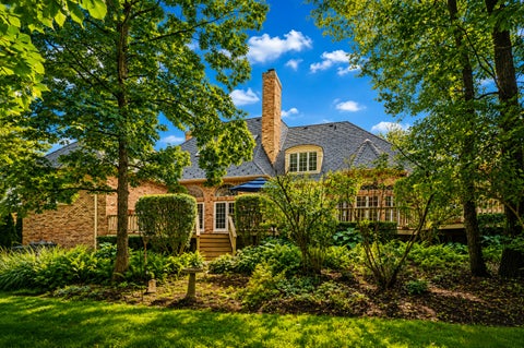 Tiny photo for 136 Circle Ridge Drive, Burr Ridge, IL 60527 (MLS # 12717116)