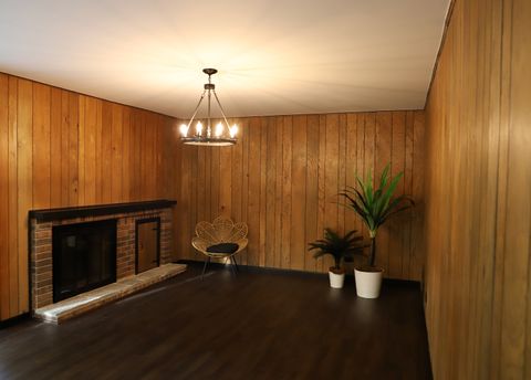 Tiny photo for 14 Edgewood Road, Vernon Hills, IL 60061 (MLS # 12482477)