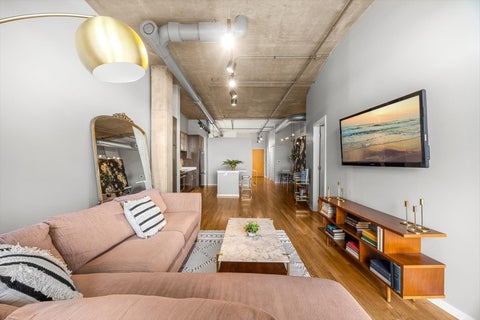 Tiny photo for 900 N Kingsbury Street #1112, Chicago, IL 60610 (MLS # 12732511)