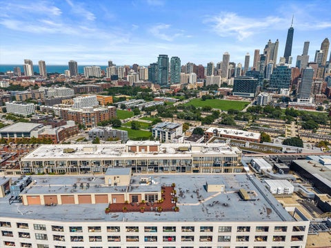 Tiny photo for 900 N Kingsbury Street #1112, Chicago, IL 60610 (MLS # 12732511)