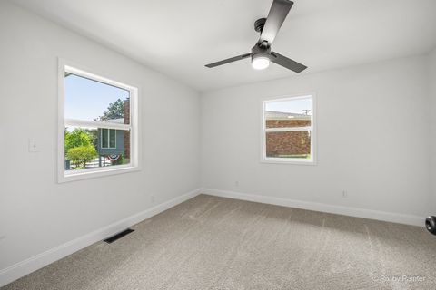 Tiny photo for 368 Holiday Drive, Lake Holiday, IL 60552 (MLS # 12655484)