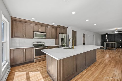 Tiny photo for 368 Holiday Drive, Lake Holiday, IL 60552 (MLS # 12655484)