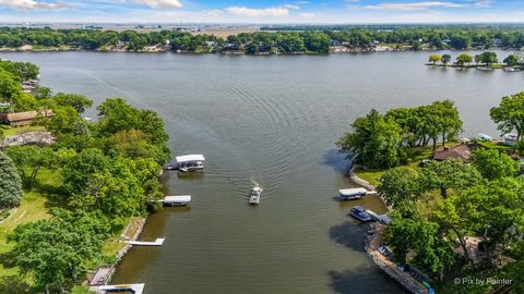 Tiny photo for 368 Holiday Drive, Lake Holiday, IL 60552 (MLS # 12655484)