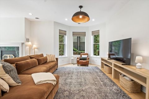 Tiny photo for 3519 N SHEFFIELD Avenue #2N, Chicago, IL 60657 (MLS # 12467932)
