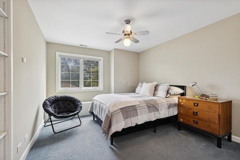 Tiny photo for 300 E Crescent Avenue, Elmhurst, IL 60126 (MLS # 12467371)