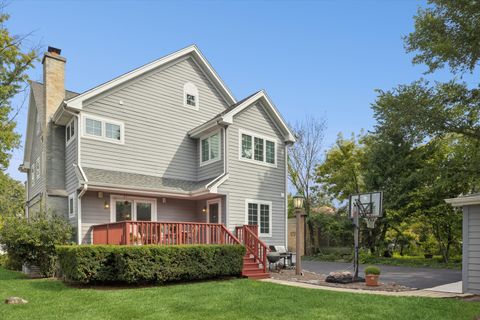 Tiny photo for 300 E Crescent Avenue, Elmhurst, IL 60126 (MLS # 12467371)