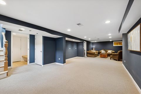 Tiny photo for 300 E Crescent Avenue, Elmhurst, IL 60126 (MLS # 12467371)