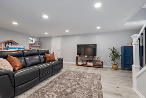 Tiny photo for 10831 S Longwood Drive, Chicago, IL 60643 (MLS # 12695959)