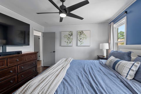Tiny photo for 10831 S Longwood Drive, Chicago, IL 60643 (MLS # 12695959)