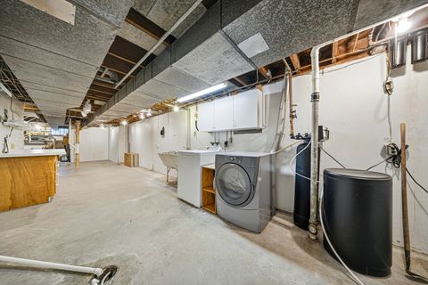 Tiny photo for 814 Woodlawn Drive, DeKalb, IL 60115 (MLS # 12492879)