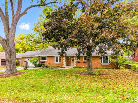 Tiny photo for 814 Woodlawn Drive, DeKalb, IL 60115 (MLS # 12492879)