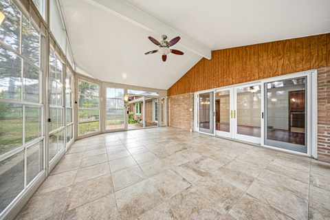 Tiny photo for 814 Woodlawn Drive, DeKalb, IL 60115 (MLS # 12492879)