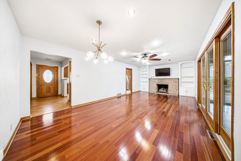 Tiny photo for 814 Woodlawn Drive, DeKalb, IL 60115 (MLS # 12492879)