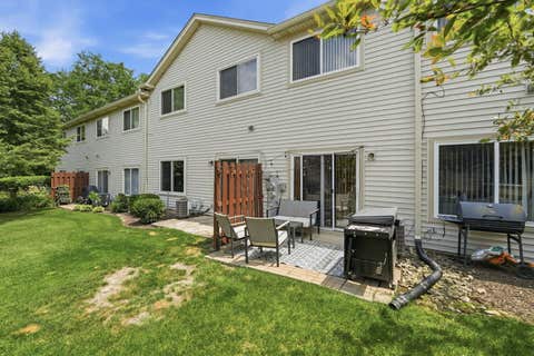 Tiny photo for 201 Nicole Drive #C, South Elgin, IL 60177 (MLS # 12710245)