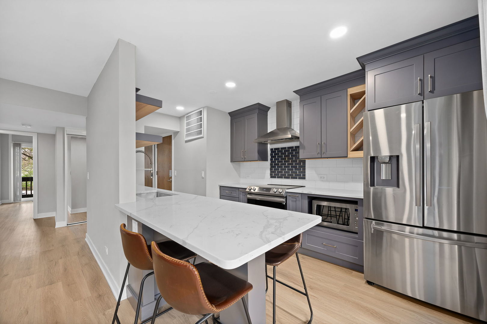 5505 Lakeside Drive 2F