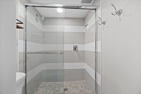 Tiny photo for 5505 Lakeside Drive #2F, Lisle, IL 60532 (MLS # 12619648)