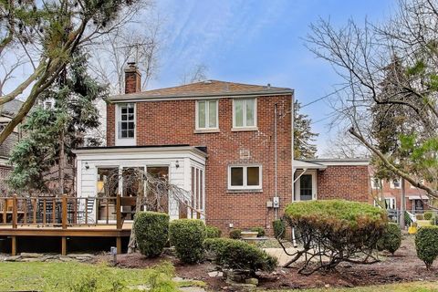 Tiny photo for 6621 N Keating Avenue, Lincolnwood, IL 60712 (MLS # 12590829)