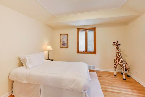 Tiny photo for 6621 N Keating Avenue, Lincolnwood, IL 60712 (MLS # 12590829)