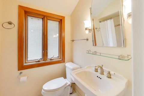 Tiny photo for 6621 N Keating Avenue, Lincolnwood, IL 60712 (MLS # 12590829)