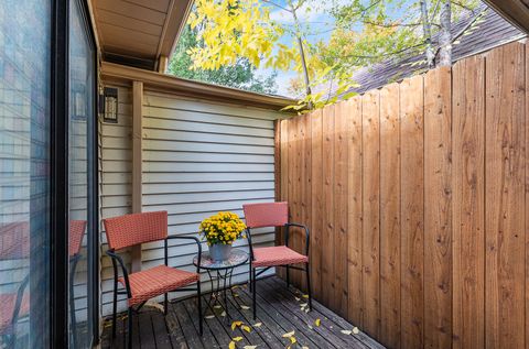 Tiny photo for 1008 Pheasant Run Lane, Aurora, IL 60504 (MLS # 12508804)