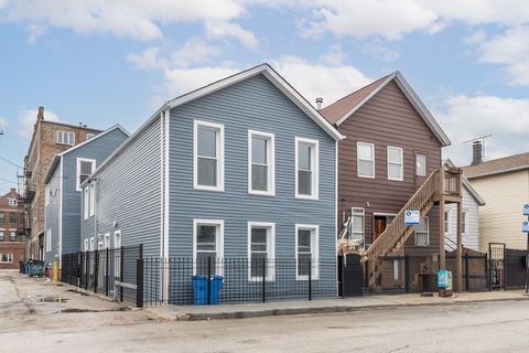 1013 W 18th Place Chicago IL 60608