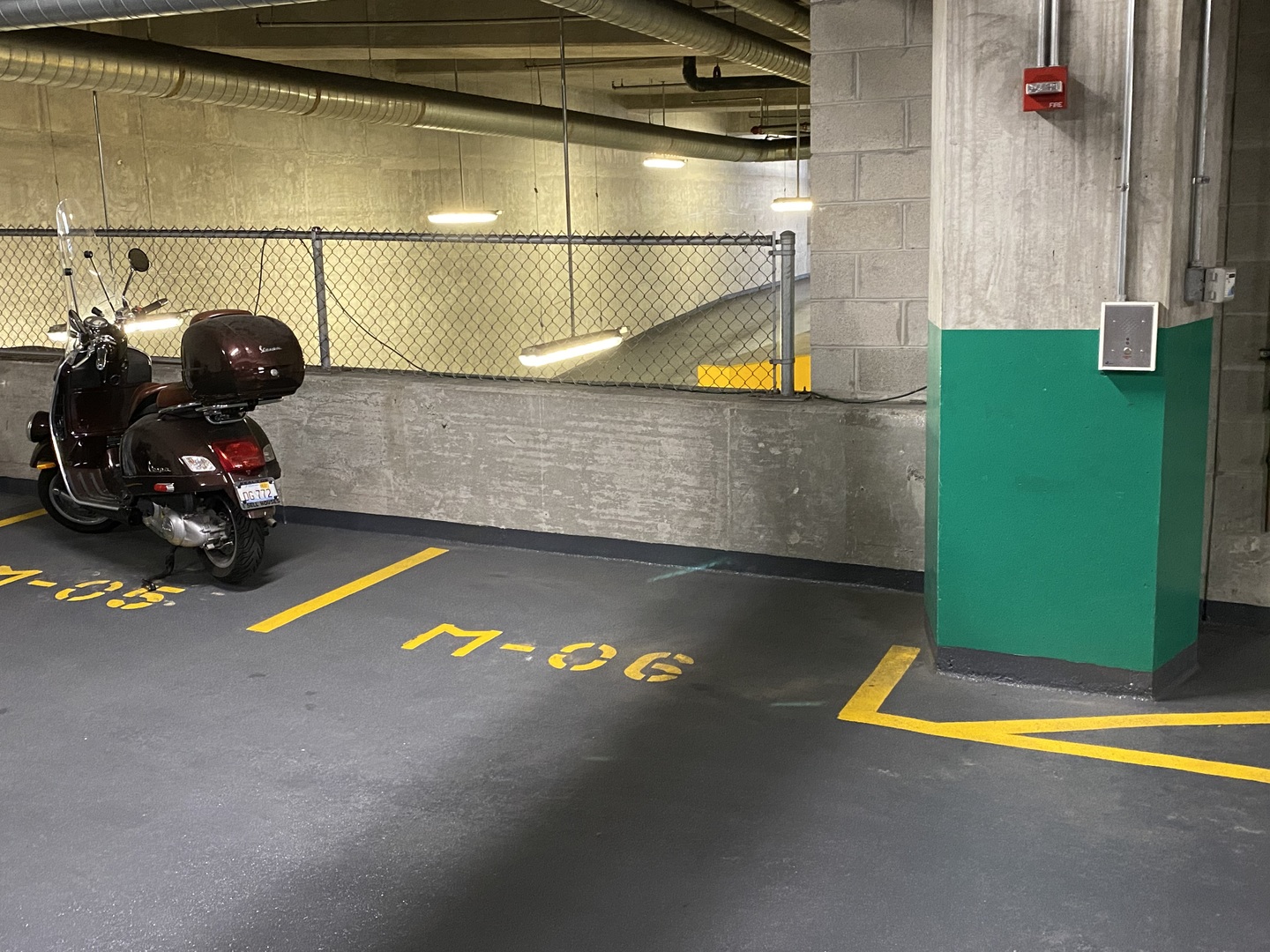 60 E Monroe Street P4-06