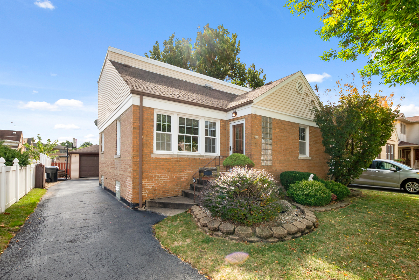3909 W 104th Street