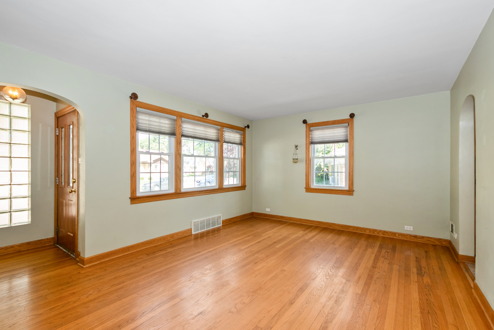 3909 W 104th Street